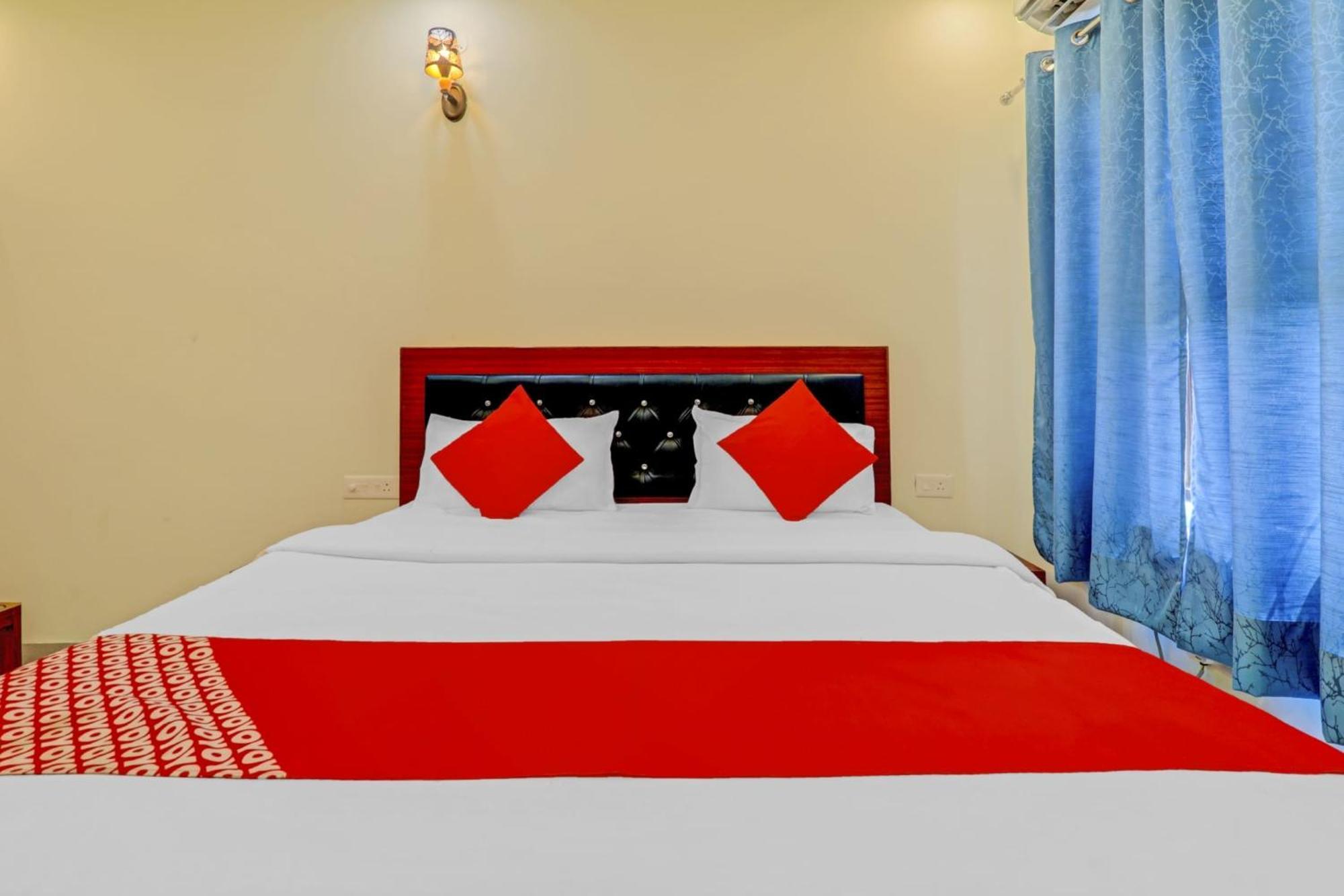 Hotel O Chauhan Palace Лакхнау Экстерьер фото
